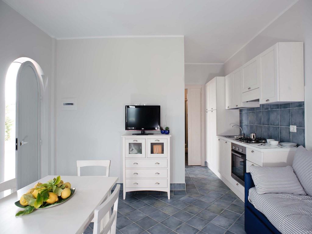 Le Ruve Bianche Apartment Вибонати Стая снимка