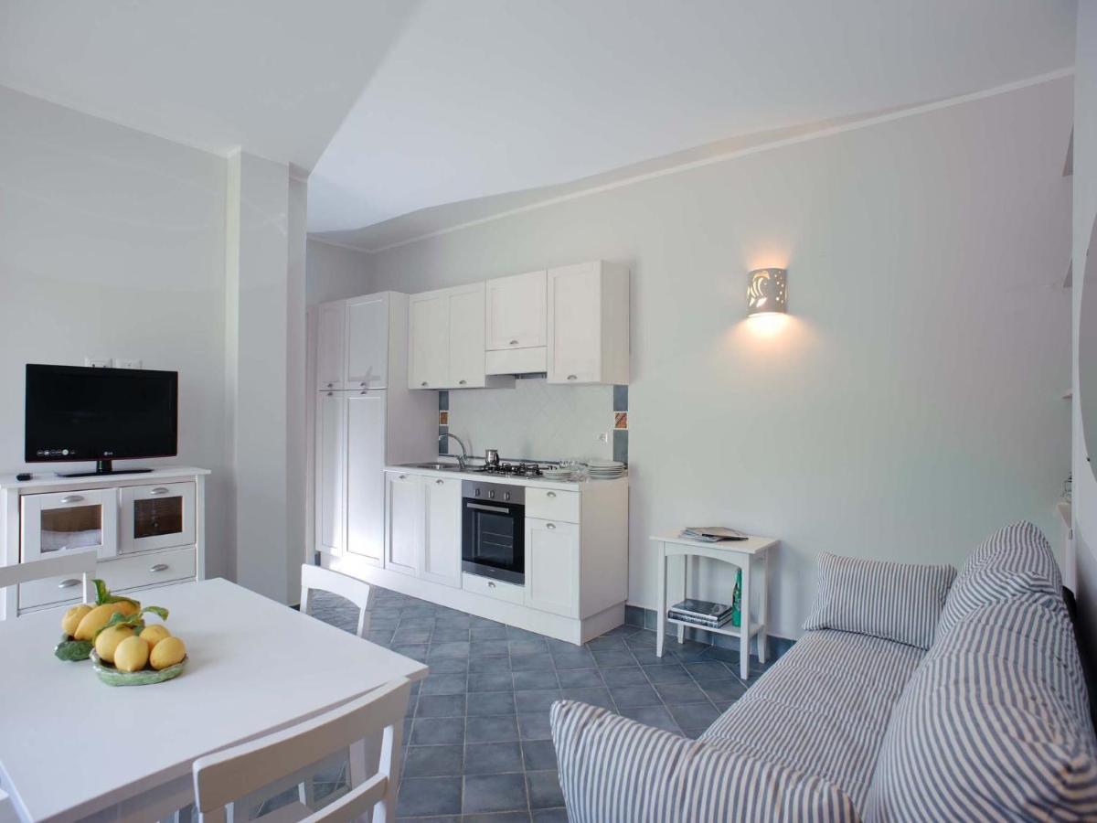 Le Ruve Bianche Apartment Вибонати Стая снимка